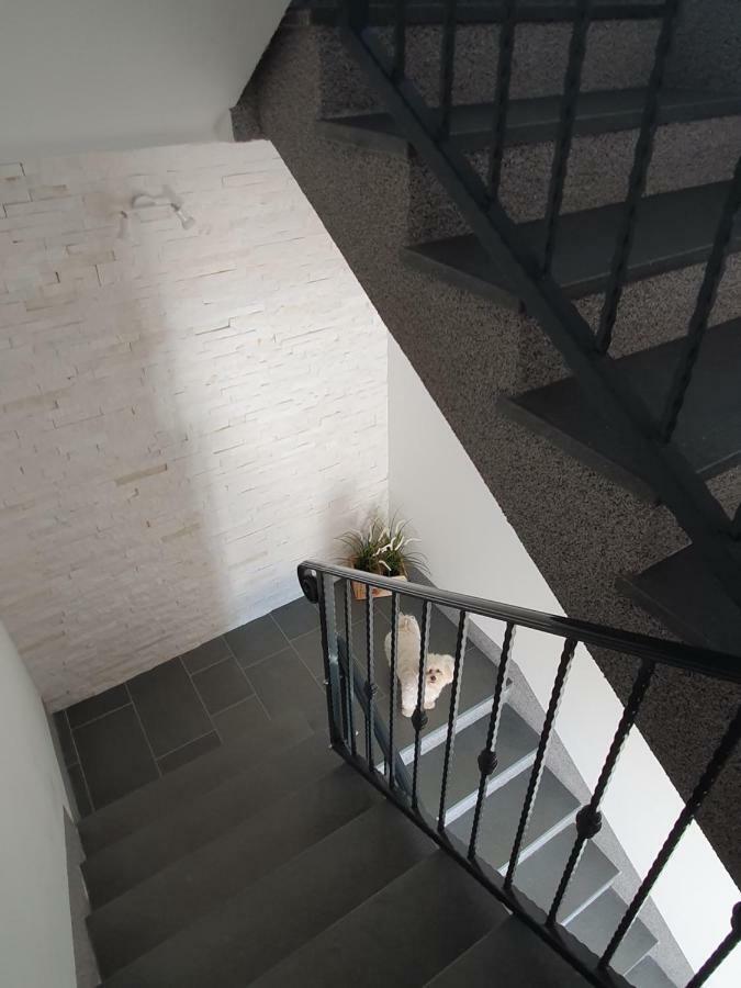 Apartments Borghetto Vinkuran Bagian luar foto